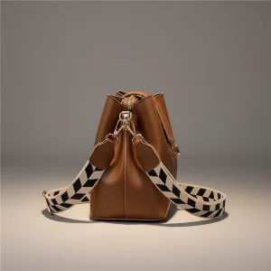 Sac seau cuir synthétique sangle large - Vue 2 - sac seau