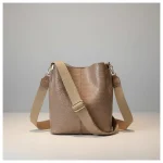 Sac seau effet croco bandoulière - Vue 1 - sac seau