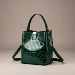 Sac seau effet croco verni élégant - Vue 1 - sac seau