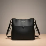 Sac seau simili cuir avec poches - Vue 1 - sac seau