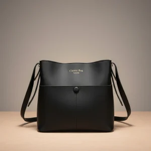Sac seau simili cuir avec poches - Vue 1 - sac seau