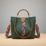 Sac seau vert brodé style ethnique - Vue 1 - sac seau